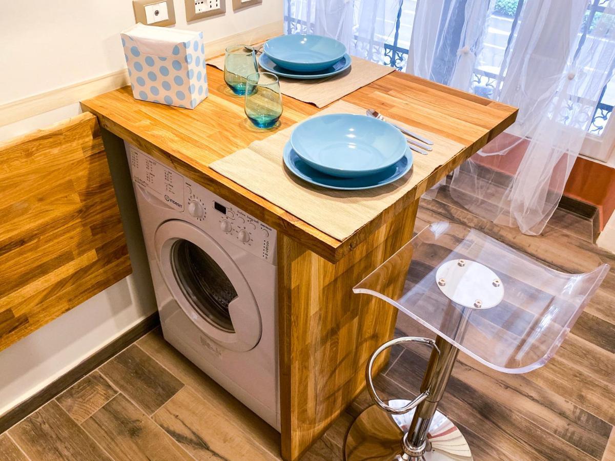 Apartmán A 2 Passi Dal Centro Janov Exteriér fotografie